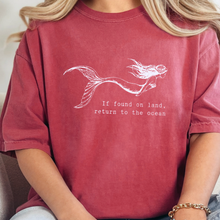 Wholesale Mermaid Return to Ocean Graphic Tee - Crimson
