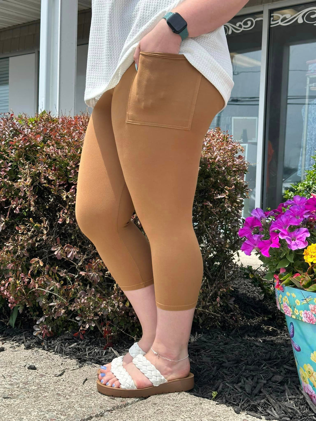 Caramel Capri & Leggings w/ Pockets