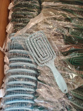 Viral Hairbrushes