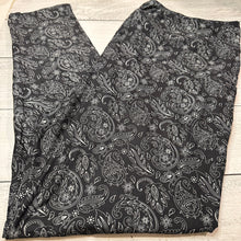 TC3 - Adult Leggings with Pockets Bundle - 11