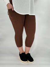 True Brown Leggings/Capri w/ Pockets!