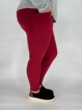 Cranberry Pocket Leggings!