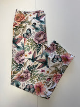 Blissful Hummingbird Capri w/ Pockets *RTS