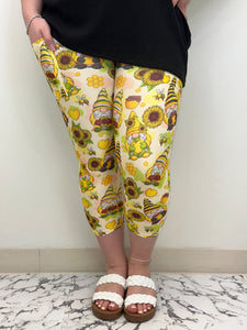 Honey Gnome Capri w/ Pockets