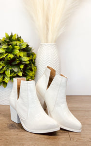 Tarim Bootie in White Croc