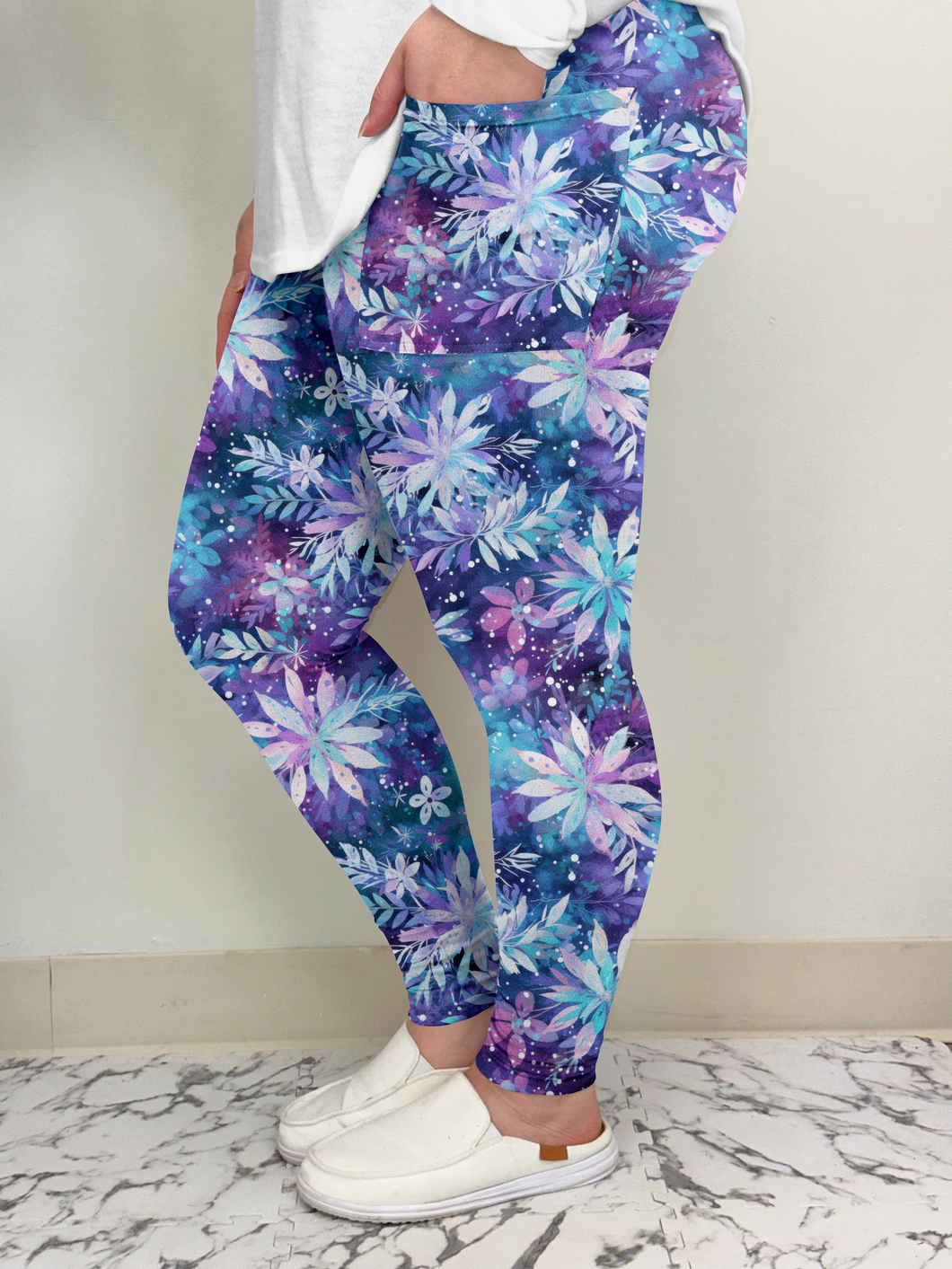 Floral Blizzard Leggings w/ Pockets