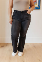 Eleanor High Rise Classic Straight Jeans in Washed Black